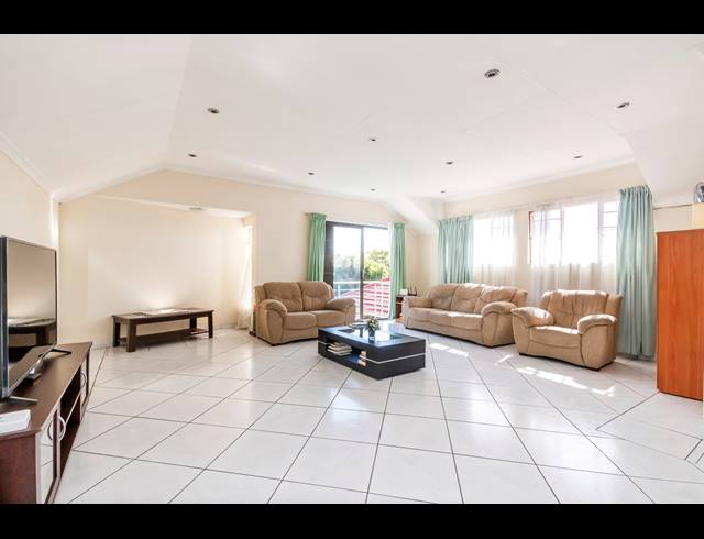 2 BEDROOM APARTMENT RENTED IN GALLO MANOR